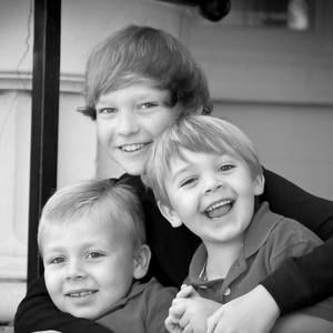 Meet your Posher, Lenora